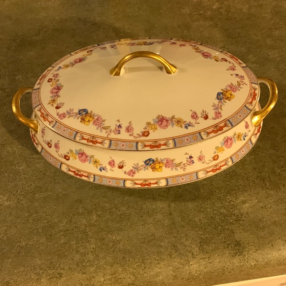 Steubenville China Covered Casserole Dish - Picture 1 of 7